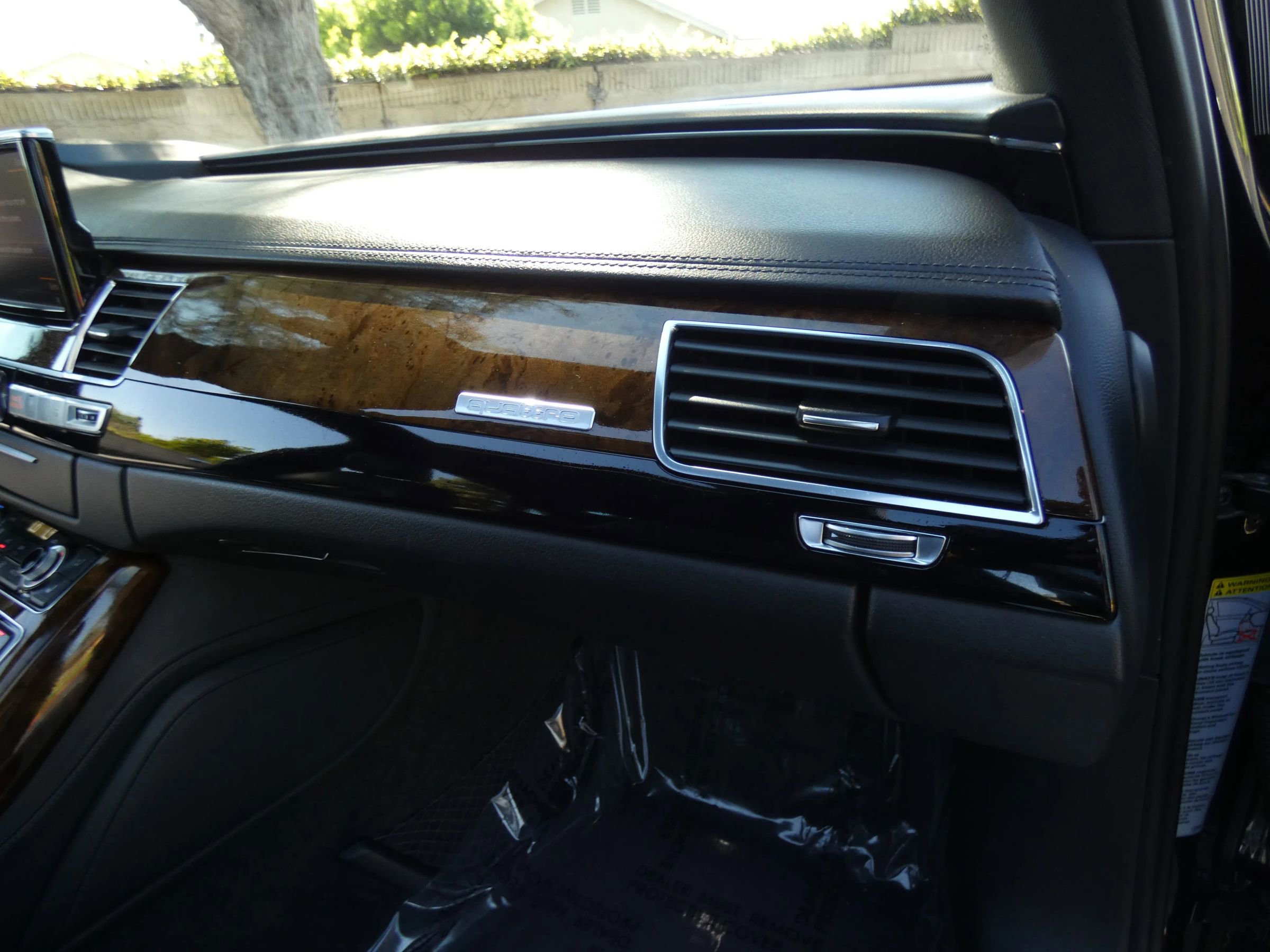 Used 2015 Audi A8 L 4.0T image 36