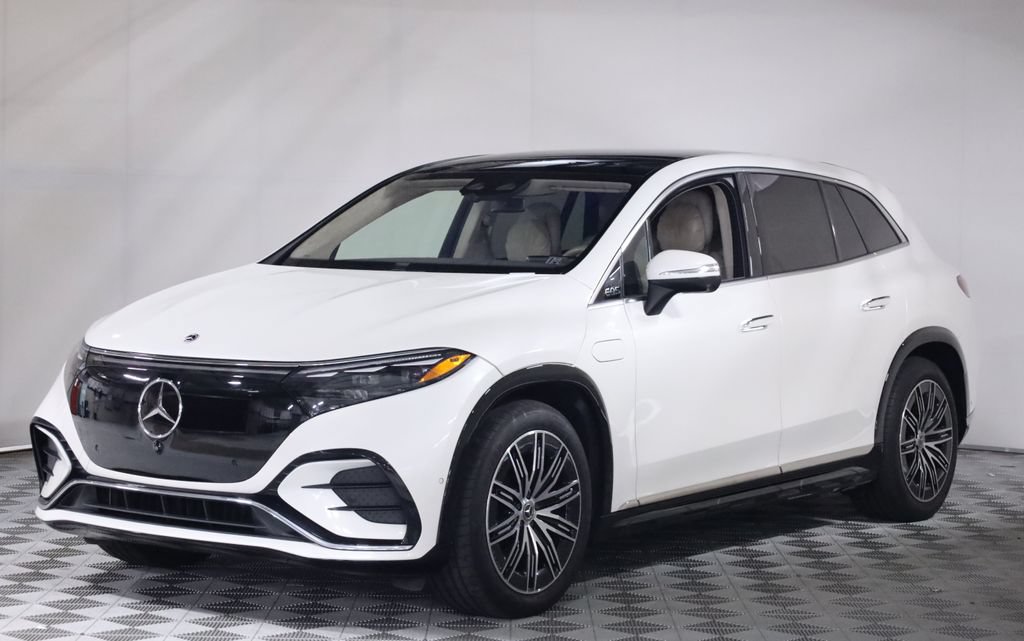 Certified 2023 Mercedes-Benz EQS 450+ 4MATIC SUV image 3