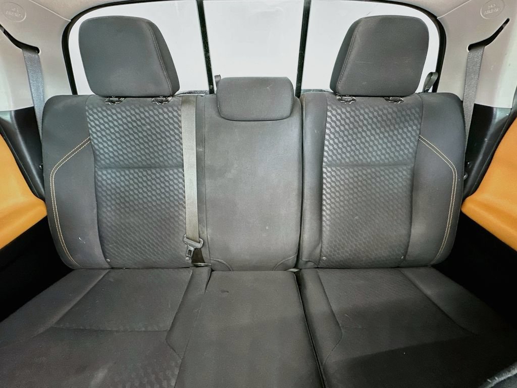 Used 2020 Toyota Tacoma SR5 RWD image 13