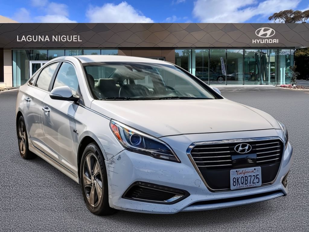 Used 2017 Hyundai Sonata Limited FWD image 1