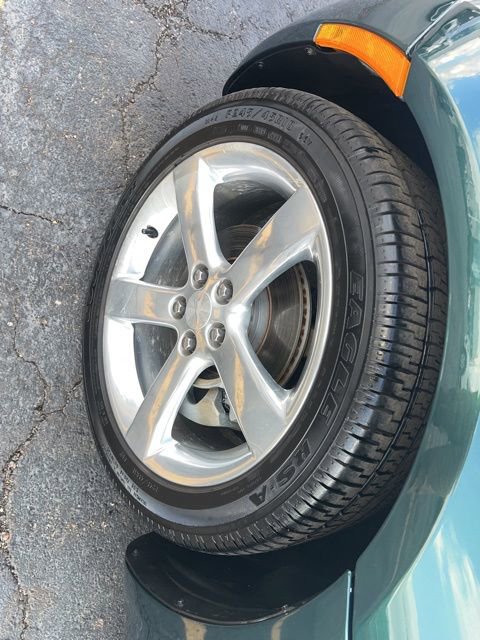 Used 2006 Pontiac Solstice Convertible w/ Premium Package image 9