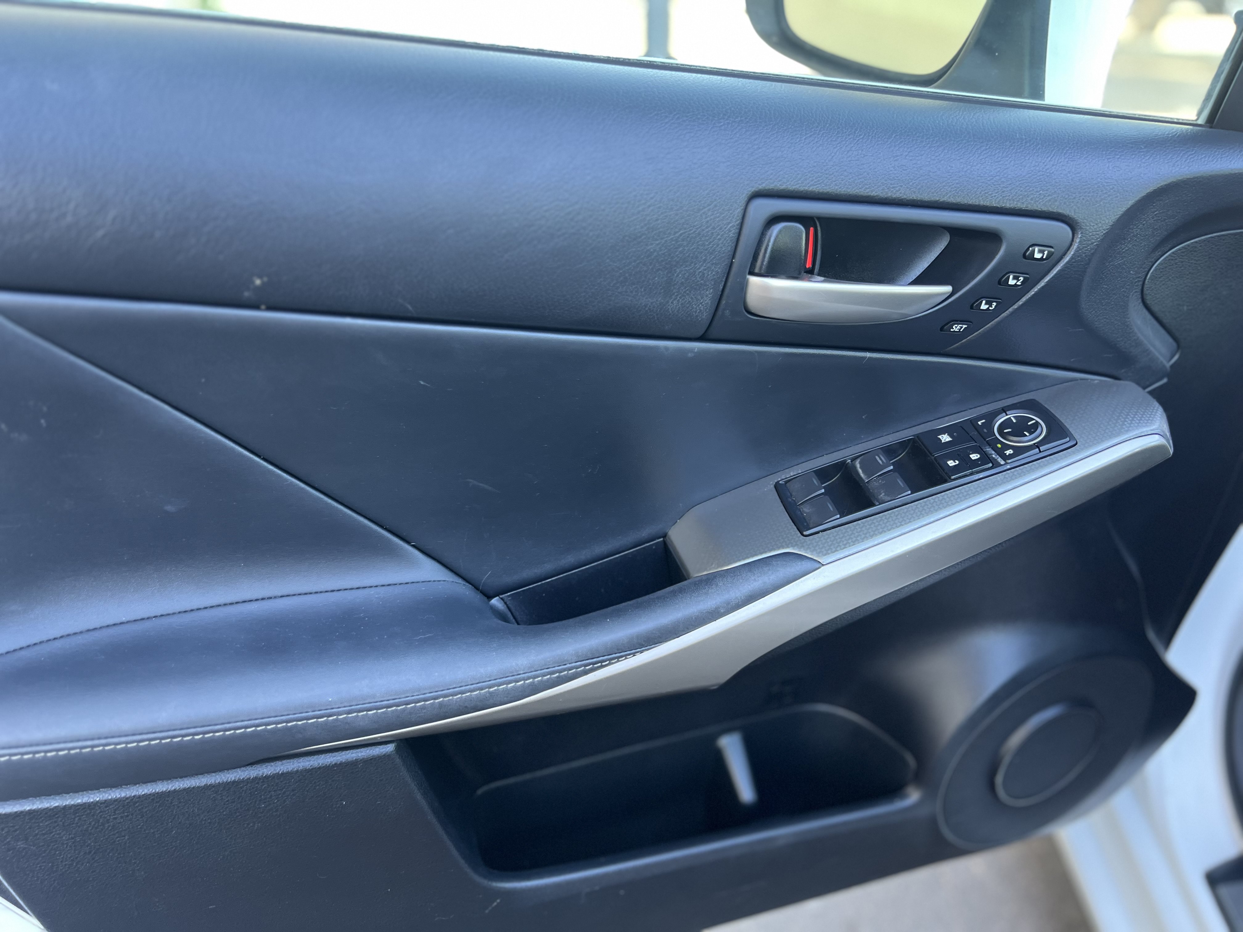 Used 2018 Lexus IS 300 F Sport RWD image 31