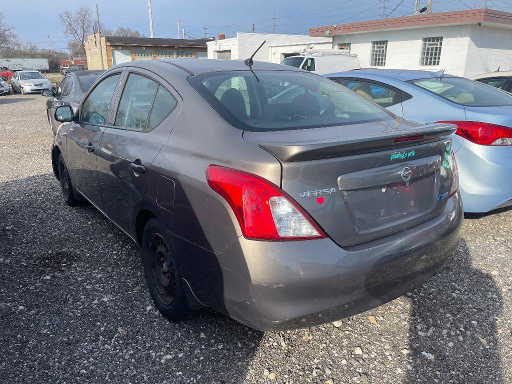 Used 2014 Nissan Versa S Plus image 4