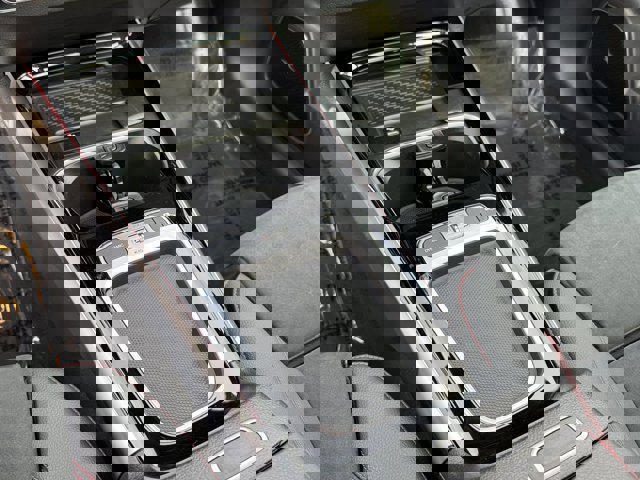 Used 2024 Mercedes-Benz GLB 35 AMG 4MATIC image 20