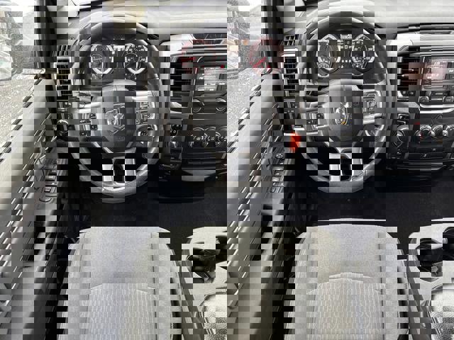 Used 2024 RAM 1500 Classic SLT image 19