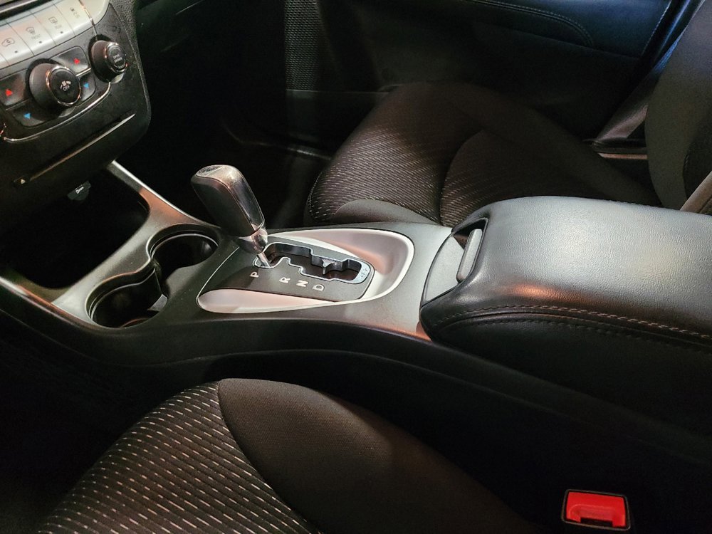 Used 2019 Dodge Journey SE FWD image 26