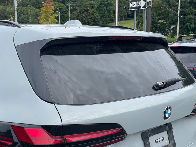 Used 2024 BMW X5 xDrive40i w/ M Sport Package AWD/4WD image 35
