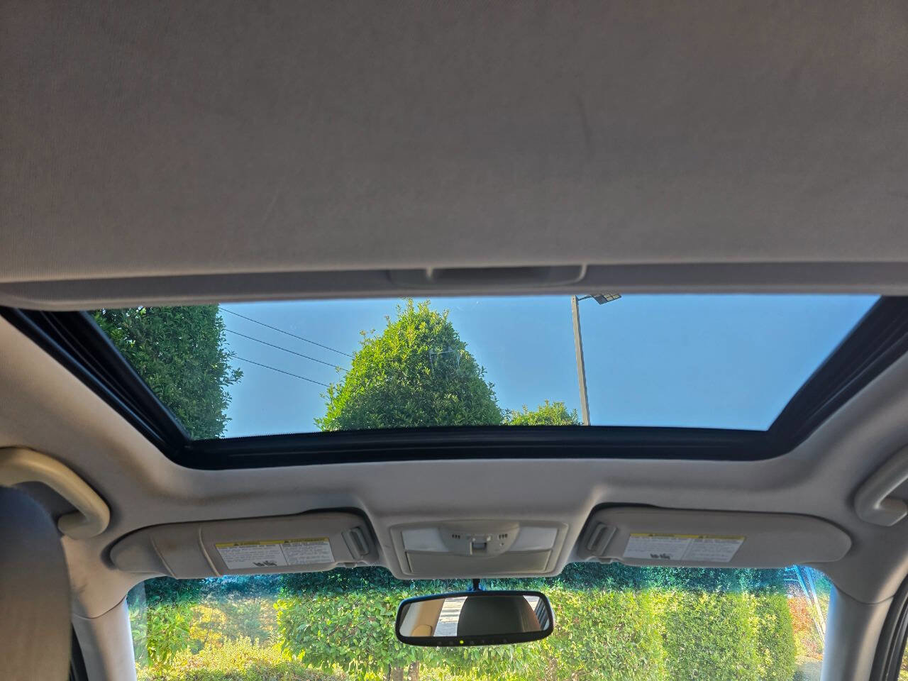 Used 2010 INFINITI G37 x Sedan w/ Premium Pkg image 28