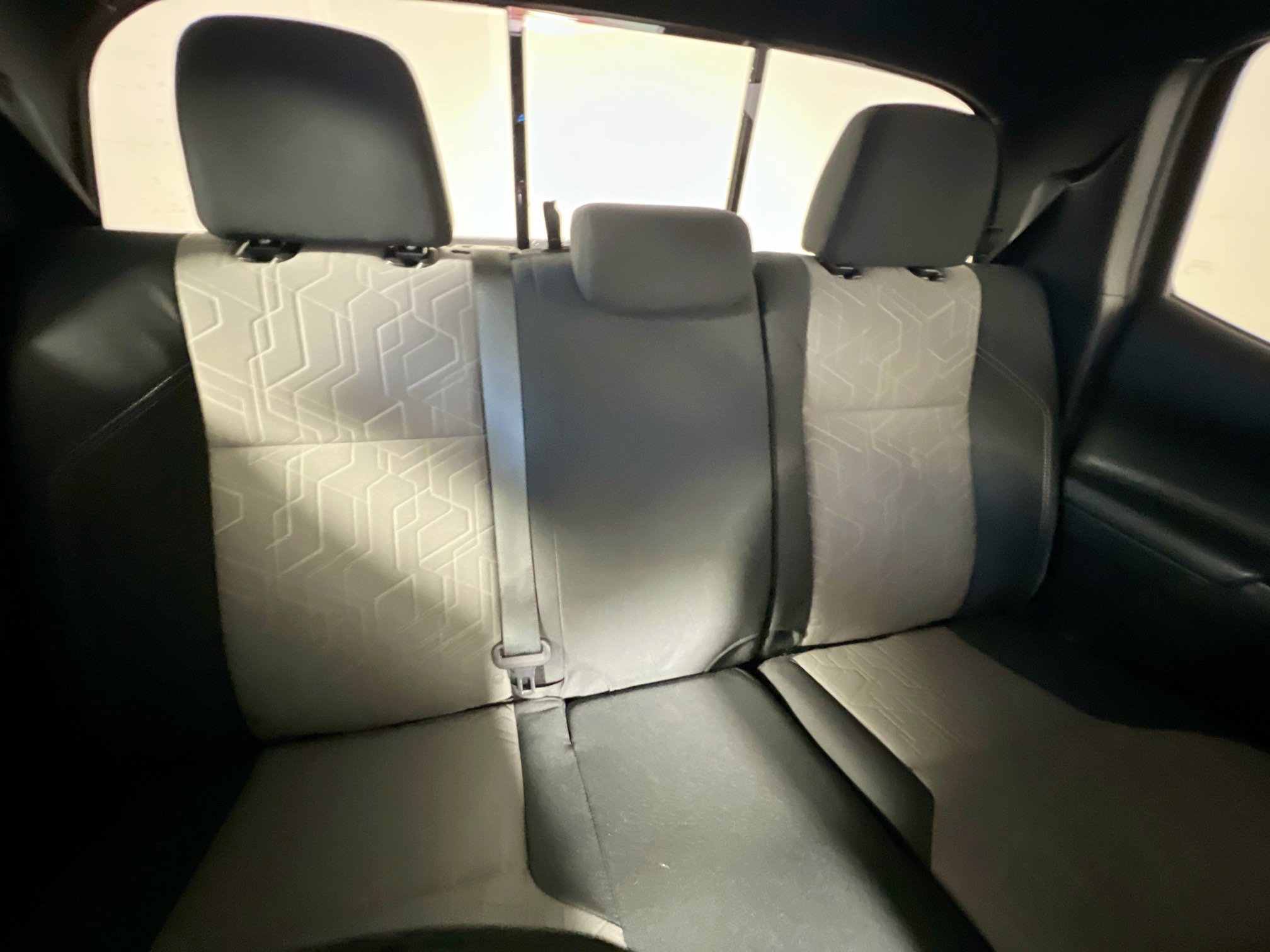 Used 2022 Toyota Tacoma TRD Sport w/ Technology Package image 33