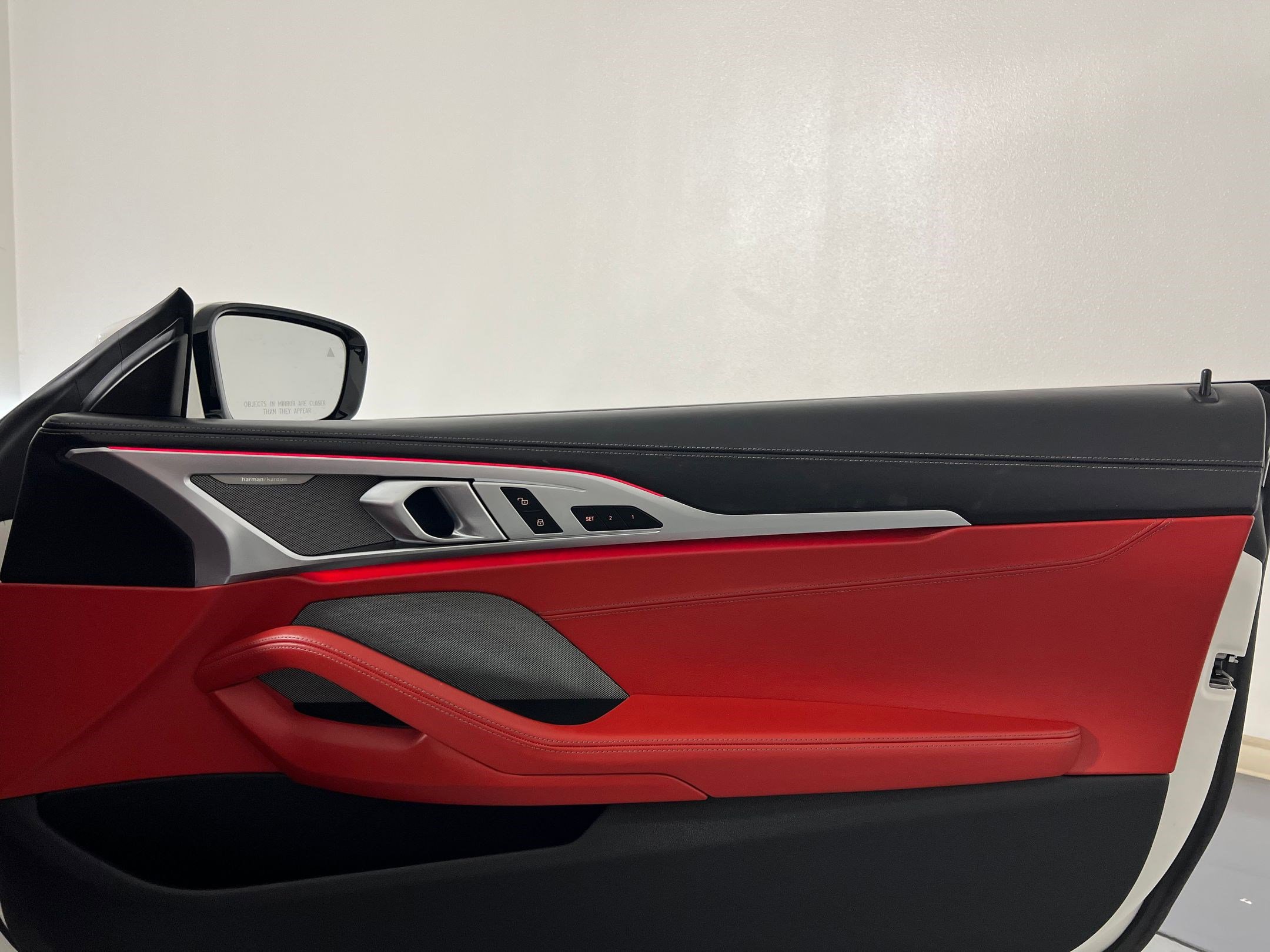 Used 2021 BMW M850i xDrive Convertible w/ Driving Assistance Package image 33