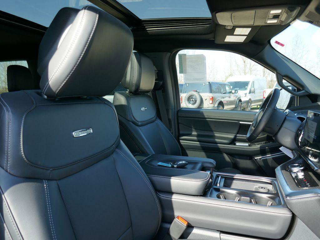 New 2026 Ford Expedition Max Platinum image 10