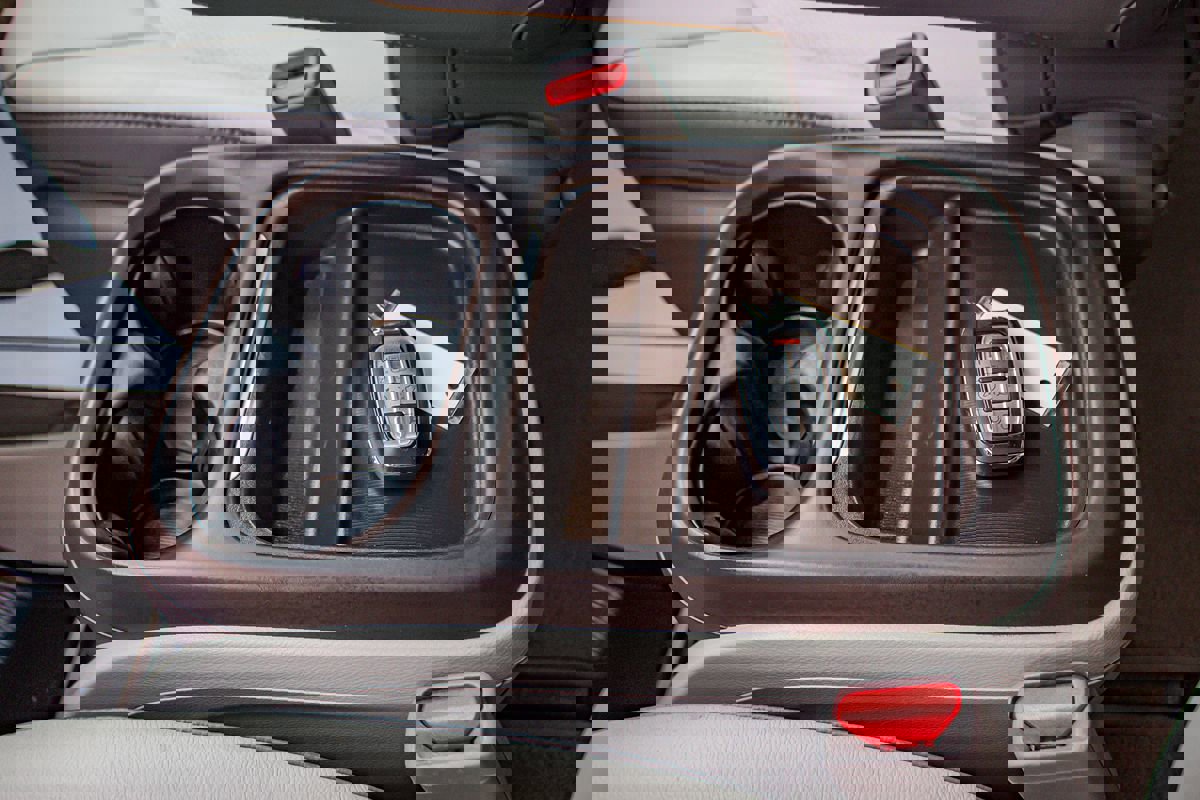 Used 2019 Chrysler Pacifica Touring-L image 30