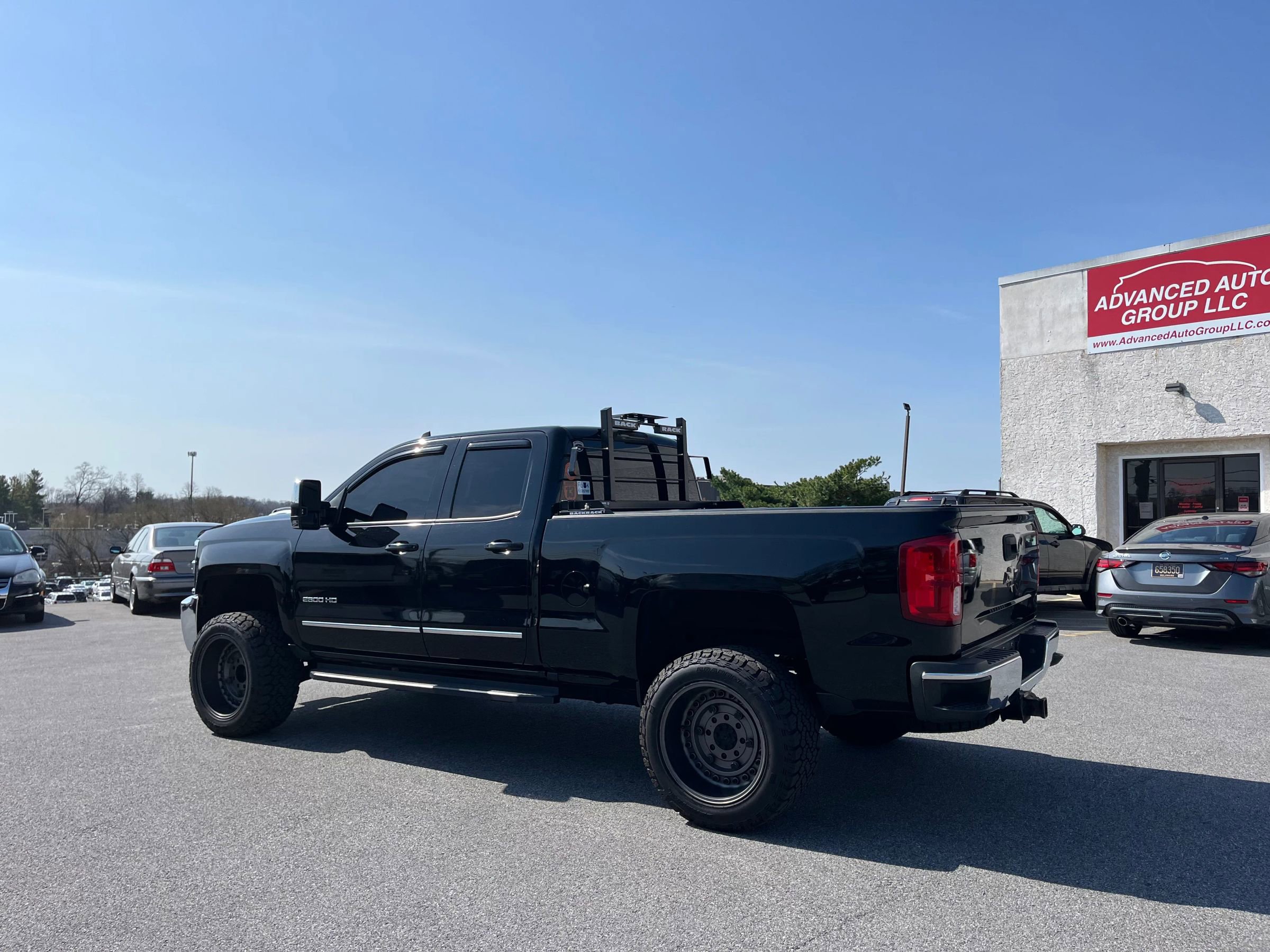Used 2019 Chevrolet Silverado 2500 LT w/ LT Convenience Package image 4