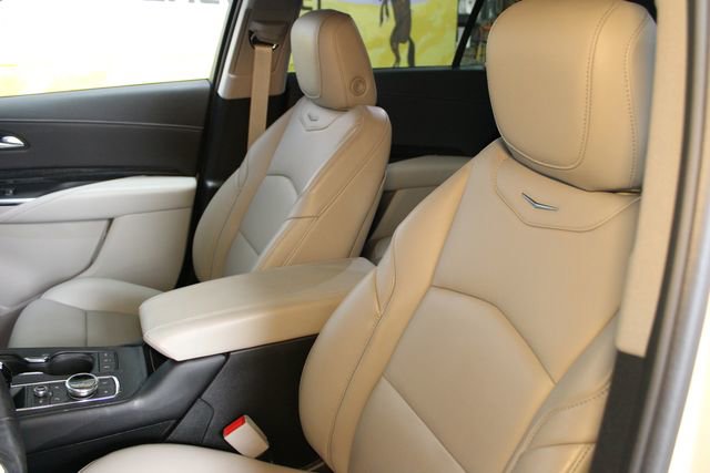 Used 2021 Cadillac XT4 Premium Luxury w/ Sun And Sound Package image 20