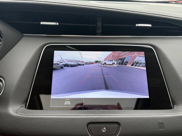 Used 2021 Cadillac XT4 Premium Luxury w/ Cold Weather Package AWD/4WD image 29
