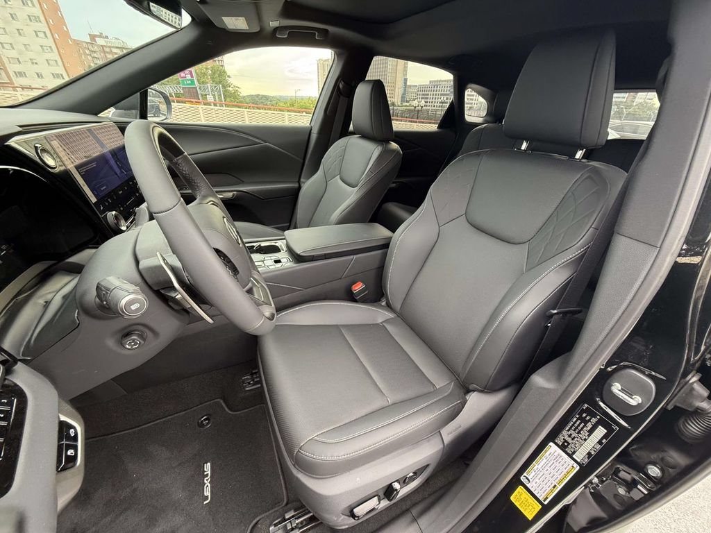 New 2026 Lexus RX 350 Premium w/ Accessory Package (K3) AWD/4WD image 2