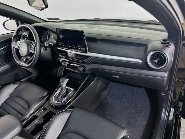 Used 2023 Kia Forte GT-Line w/ GT-Line Premium Package image 10