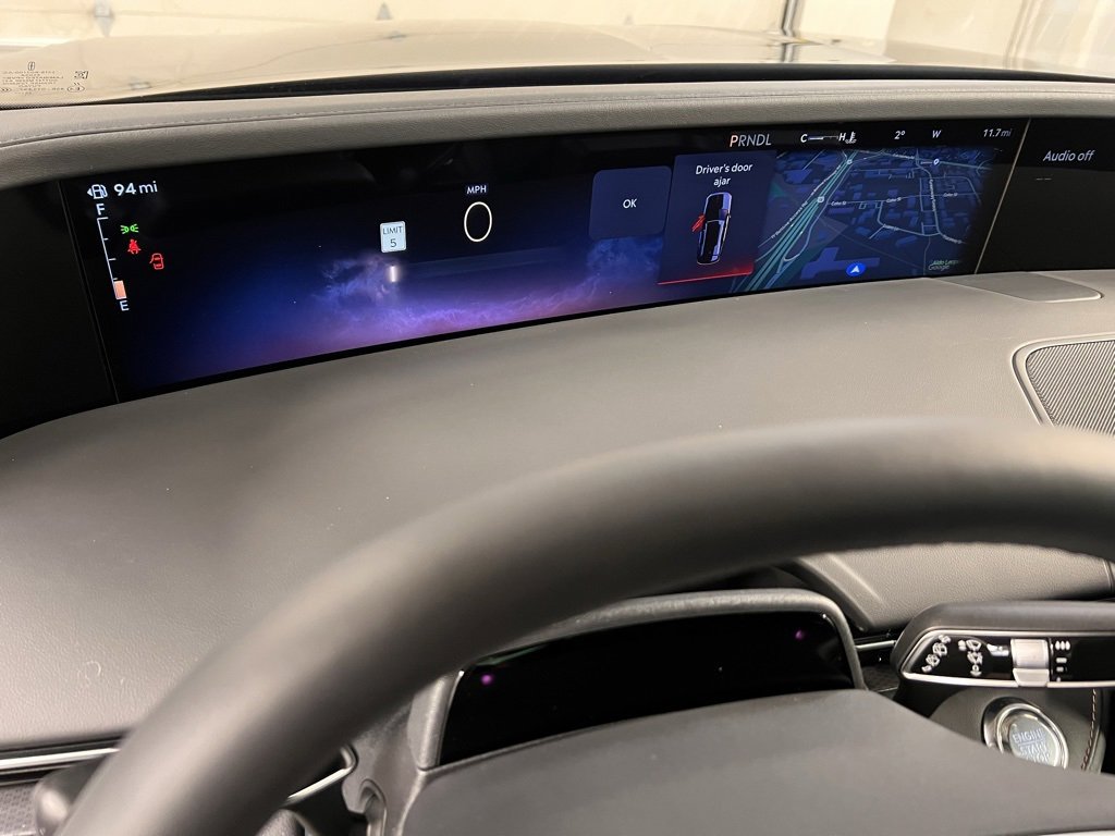 Used 2026 Lincoln Nautilus Premier w/ Equipment Group 102A image 24