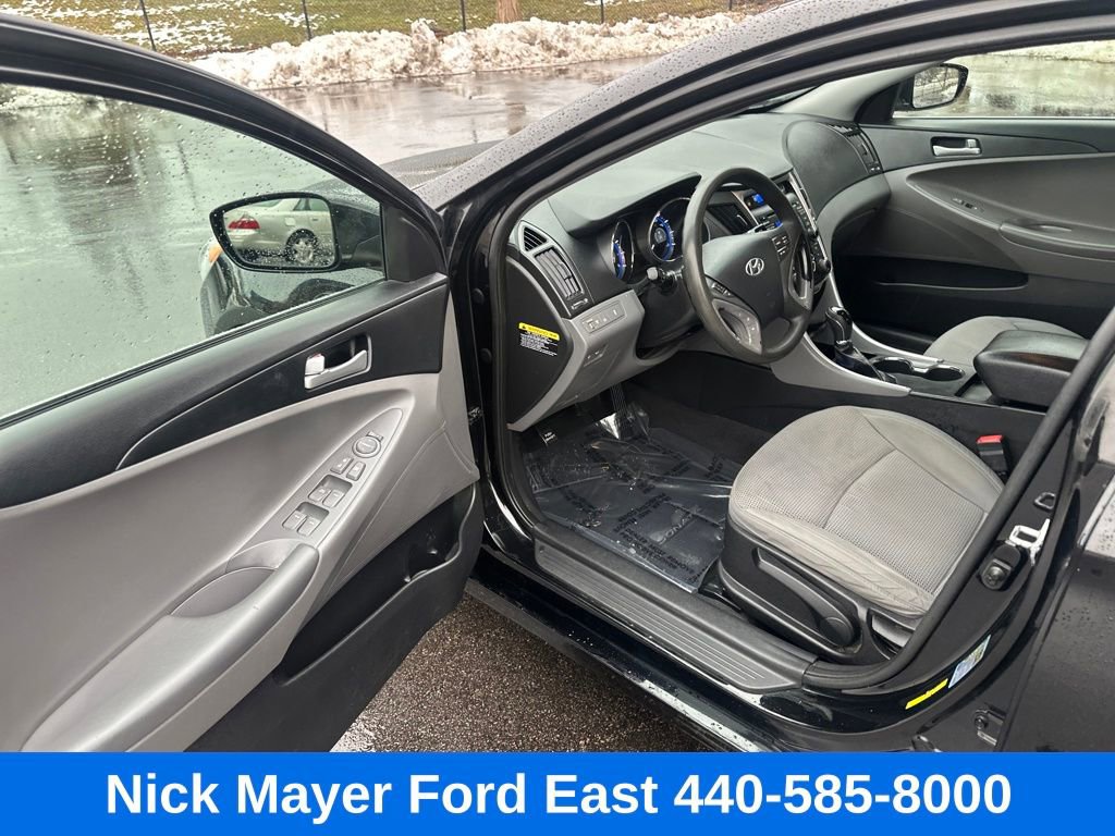Used 2013 Hyundai Sonata GLS image 18
