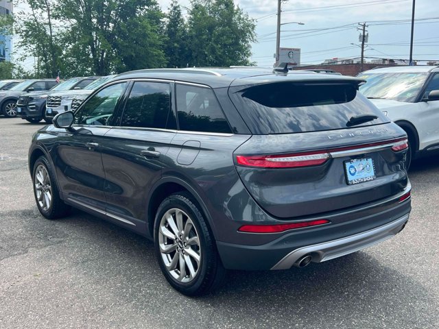 Used 2020 Lincoln Corsair AWD w/ Premium Package image 8