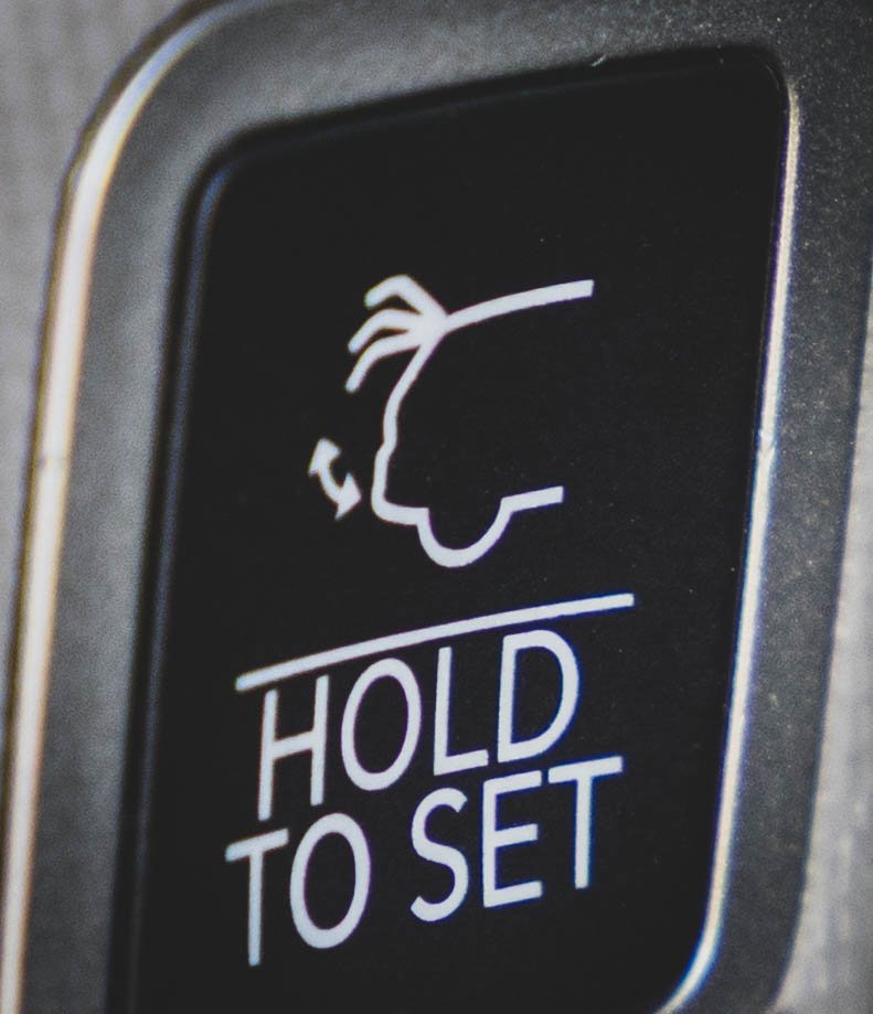 Used 2022 Jeep Grand Cherokee Limited 4xe image 12