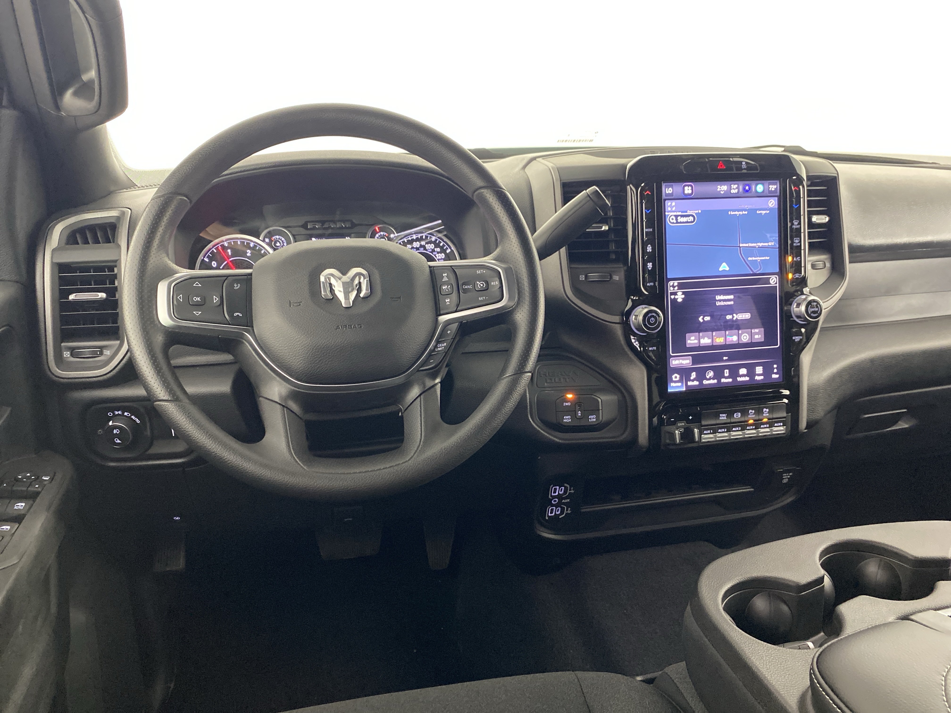 New 2026 RAM 3500 Tradesman AWD/4WD image 37