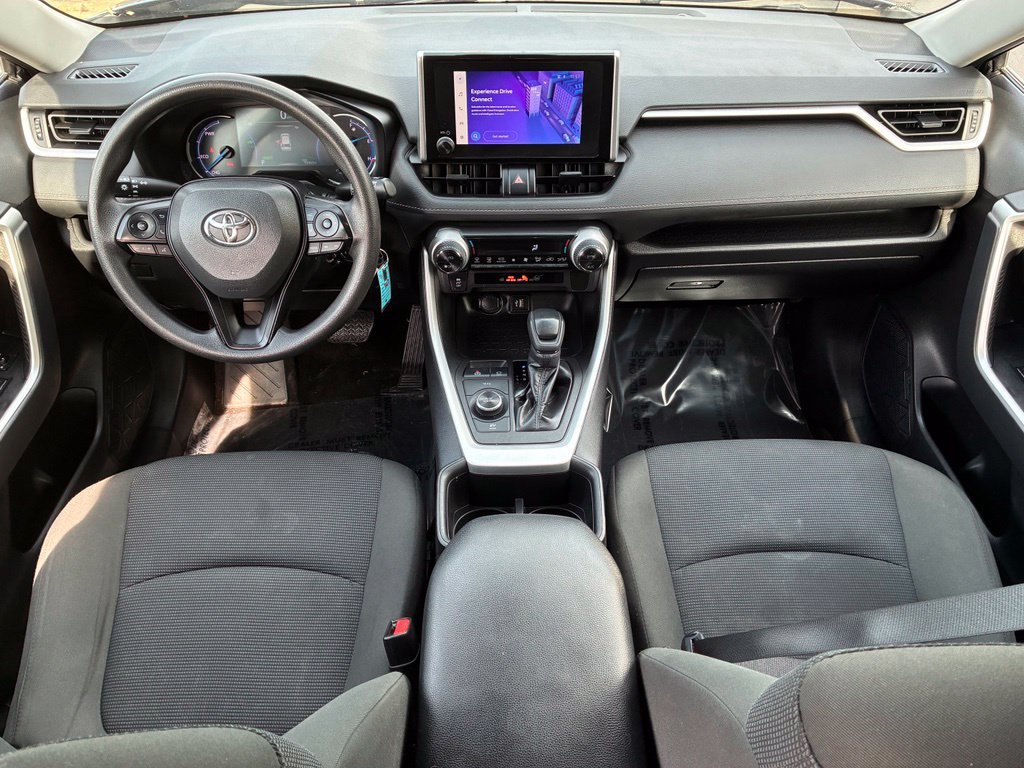 Used 2023 Toyota RAV4 LE AWD/4WD image 24