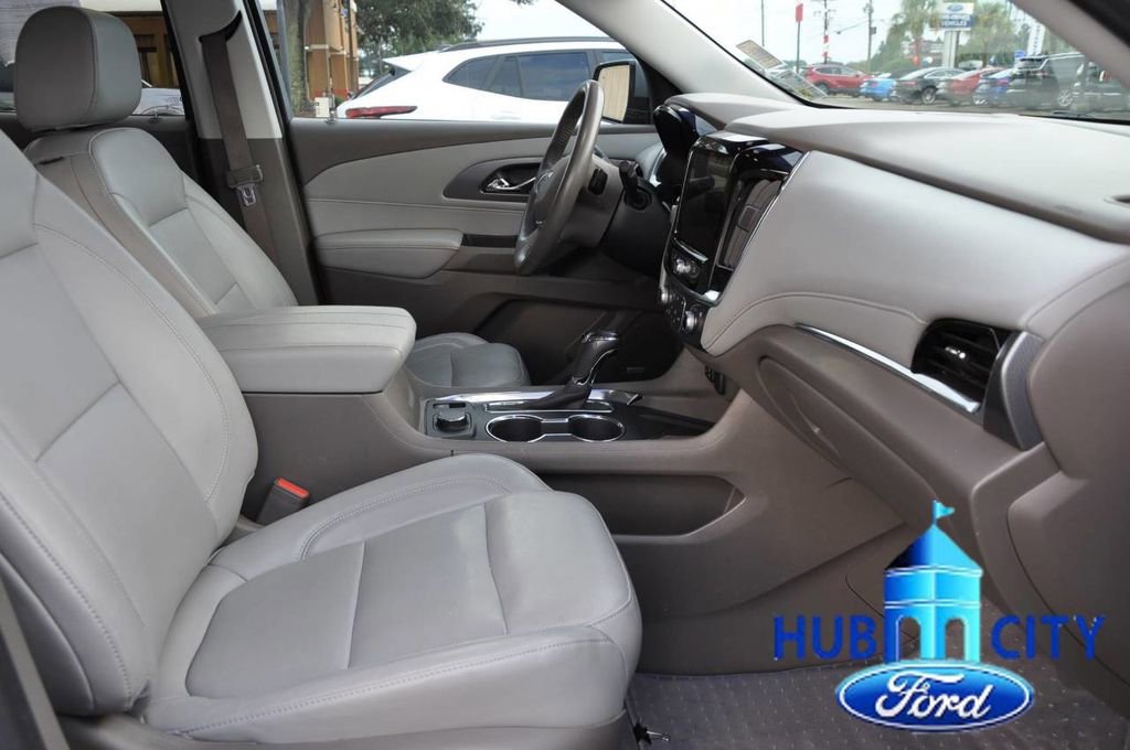 Used 2020 Chevrolet Traverse Premier image 16