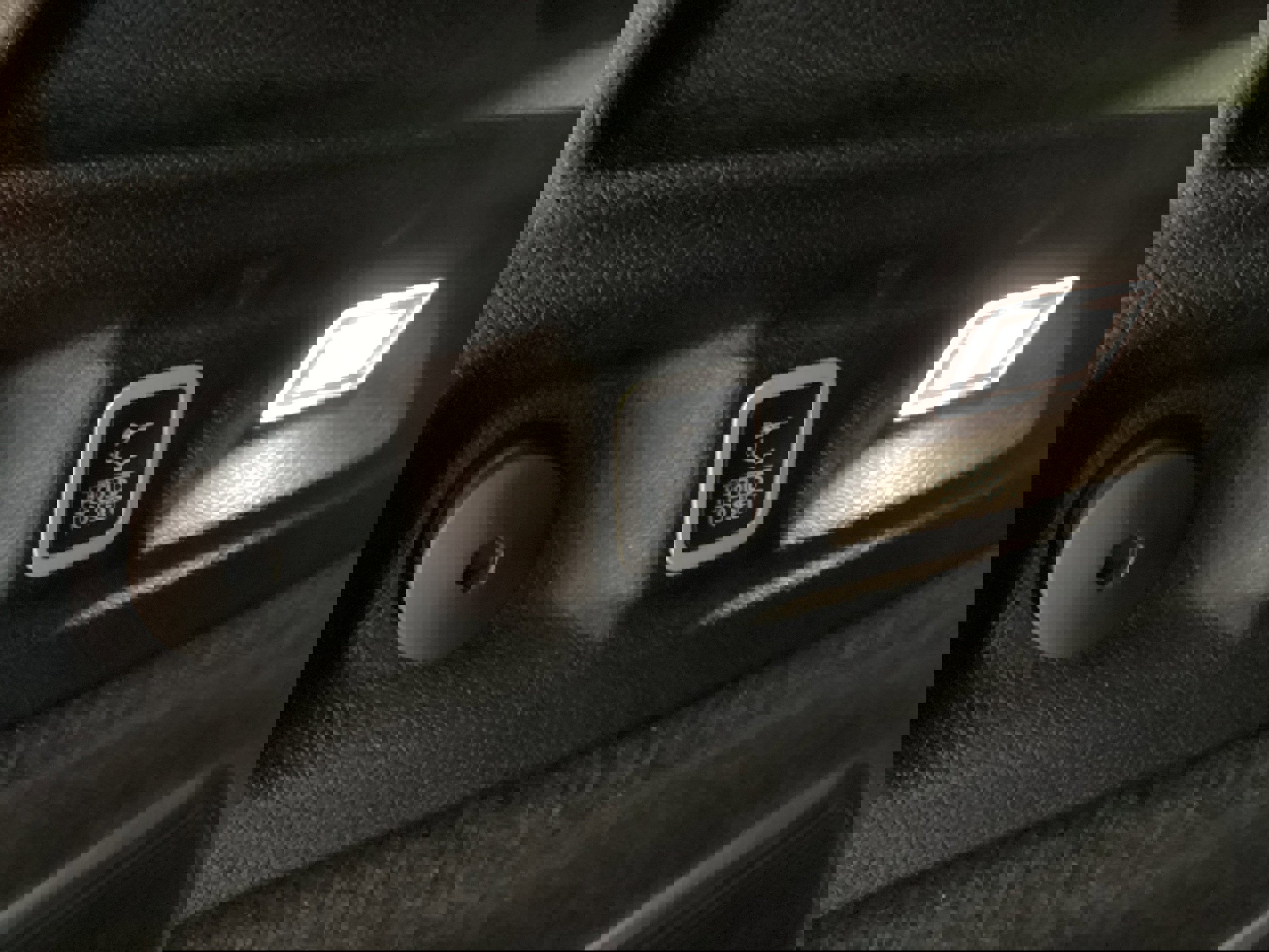 Used 2024 Jeep Grand Cherokee L Summit w/ Advanced Protech Group IV image 6