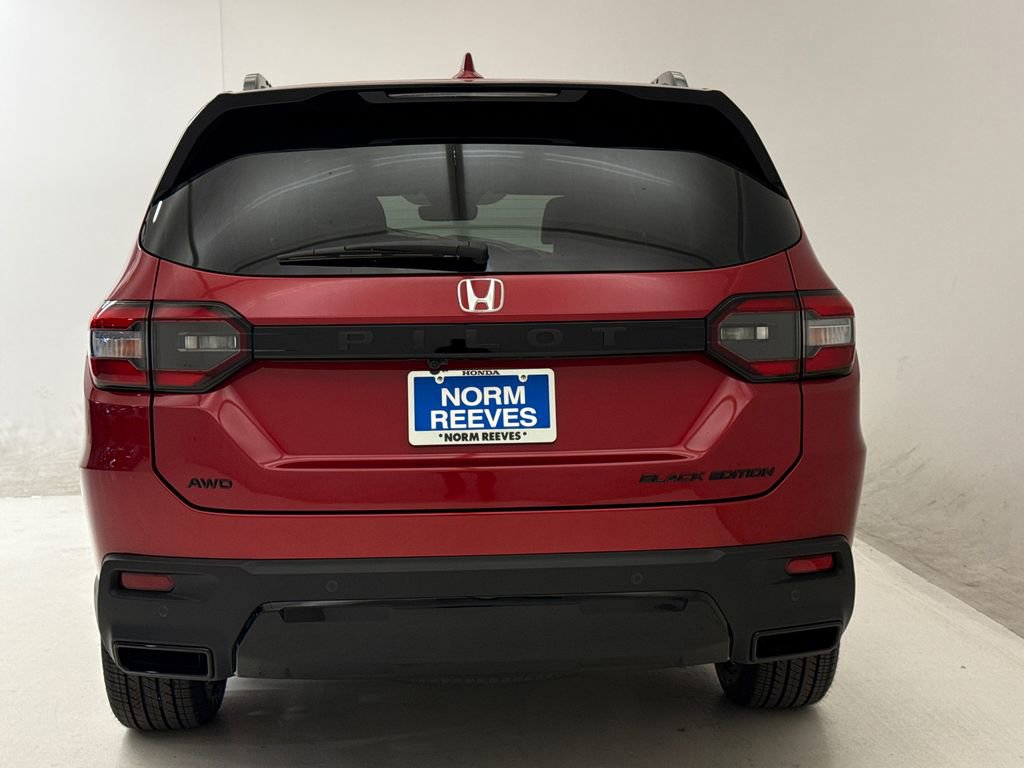 New 2026 Honda Pilot Black Edition image 8