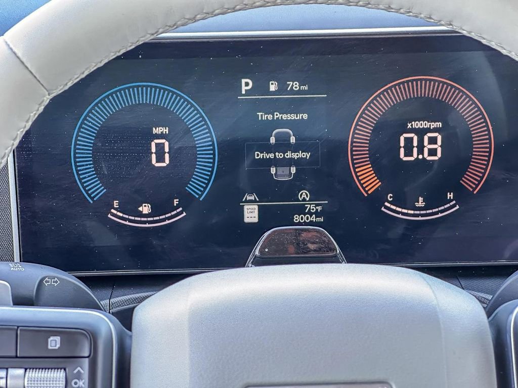 Used 2025 Hyundai Santa Fe SEL FWD image 18