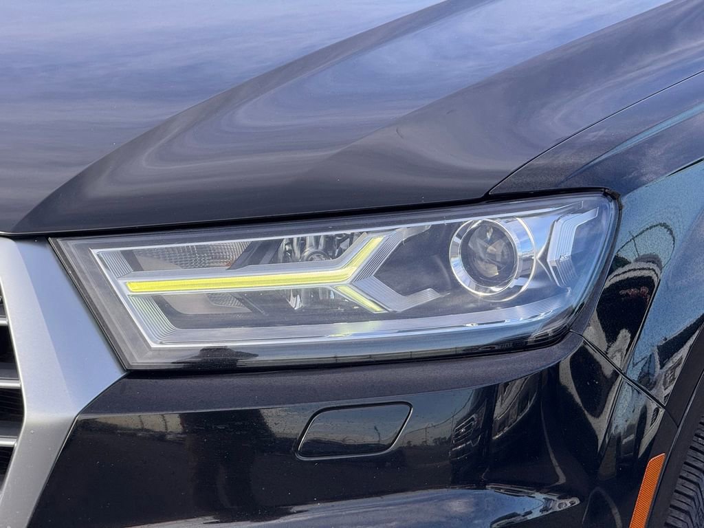 Used 2019 Audi Q7 2.0T Premium w/ Convenience Package AWD/4WD image 10