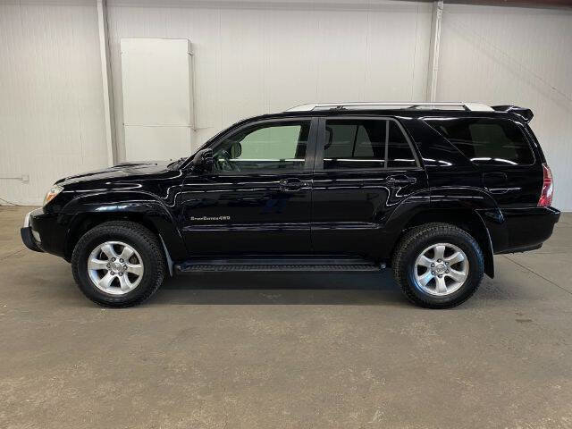 Used 2005 Toyota 4Runner SR5 image 2
