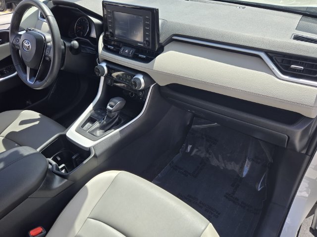 Used 2022 Toyota RAV4 XLE Premium FWD image 18
