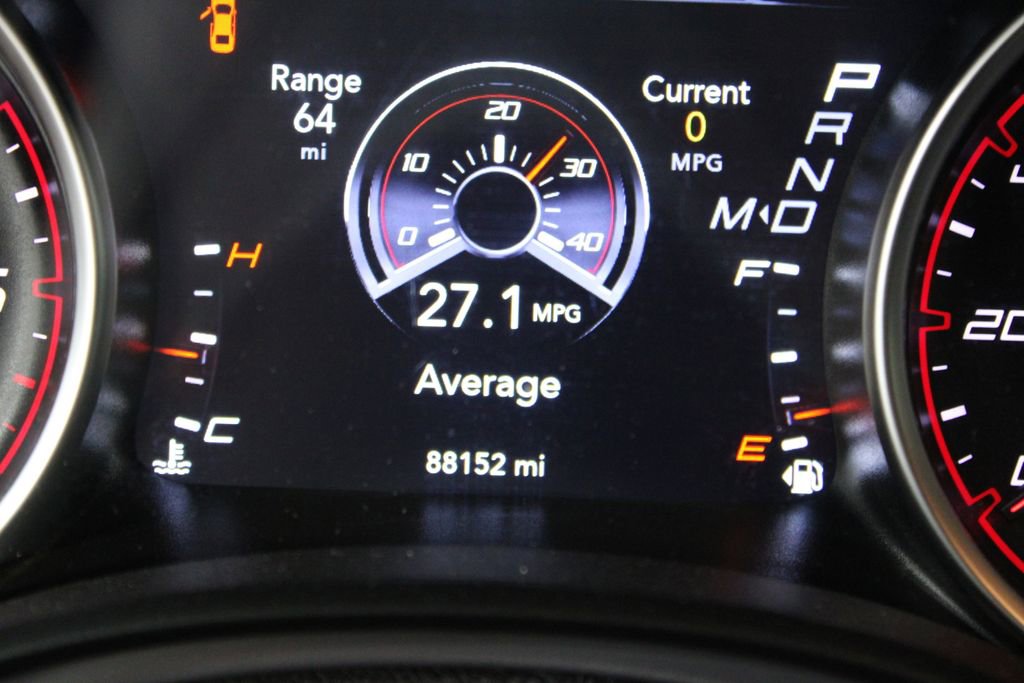 Used 2019 Dodge Charger SXT RWD image 36