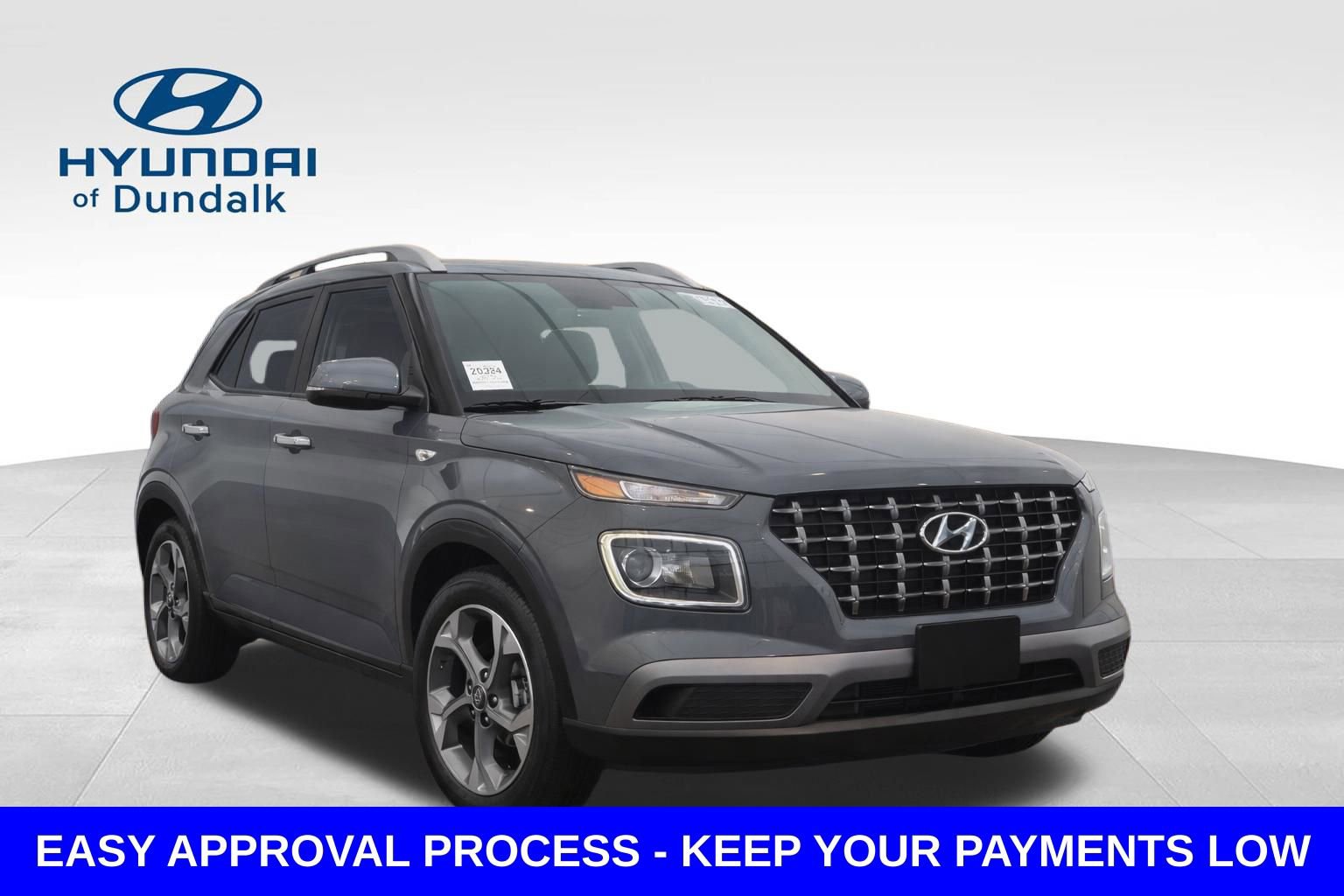 Used 2025 Hyundai Venue SEL FWD image 3