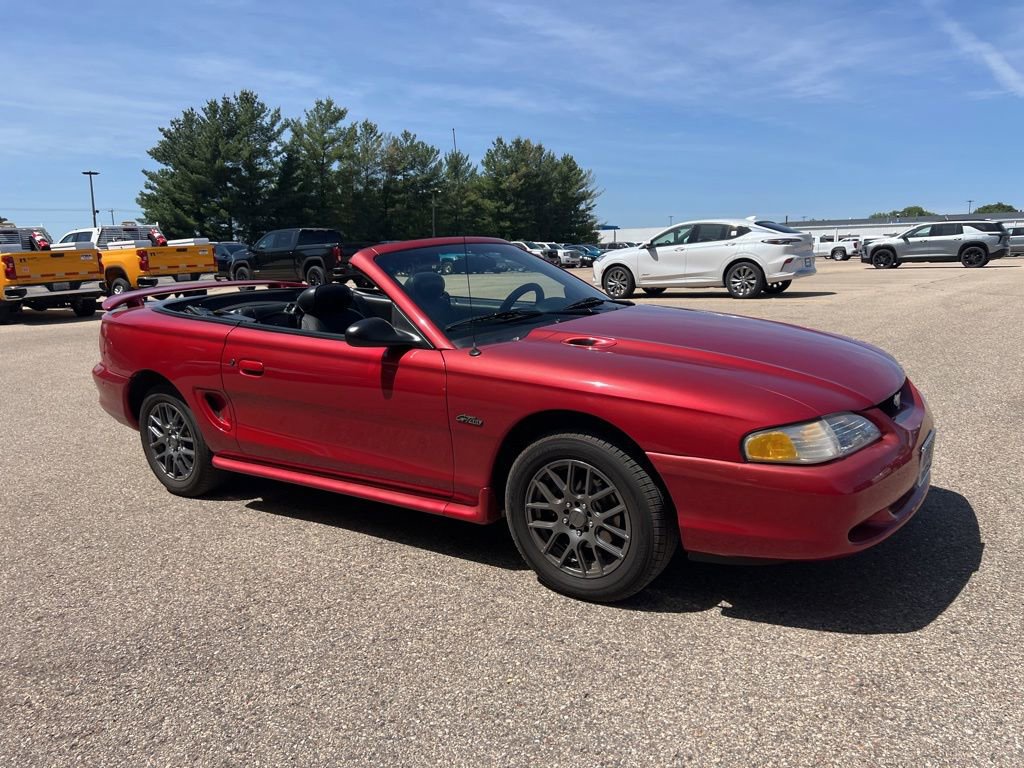 Used 1996 Ford Mustang GT RWD image 1