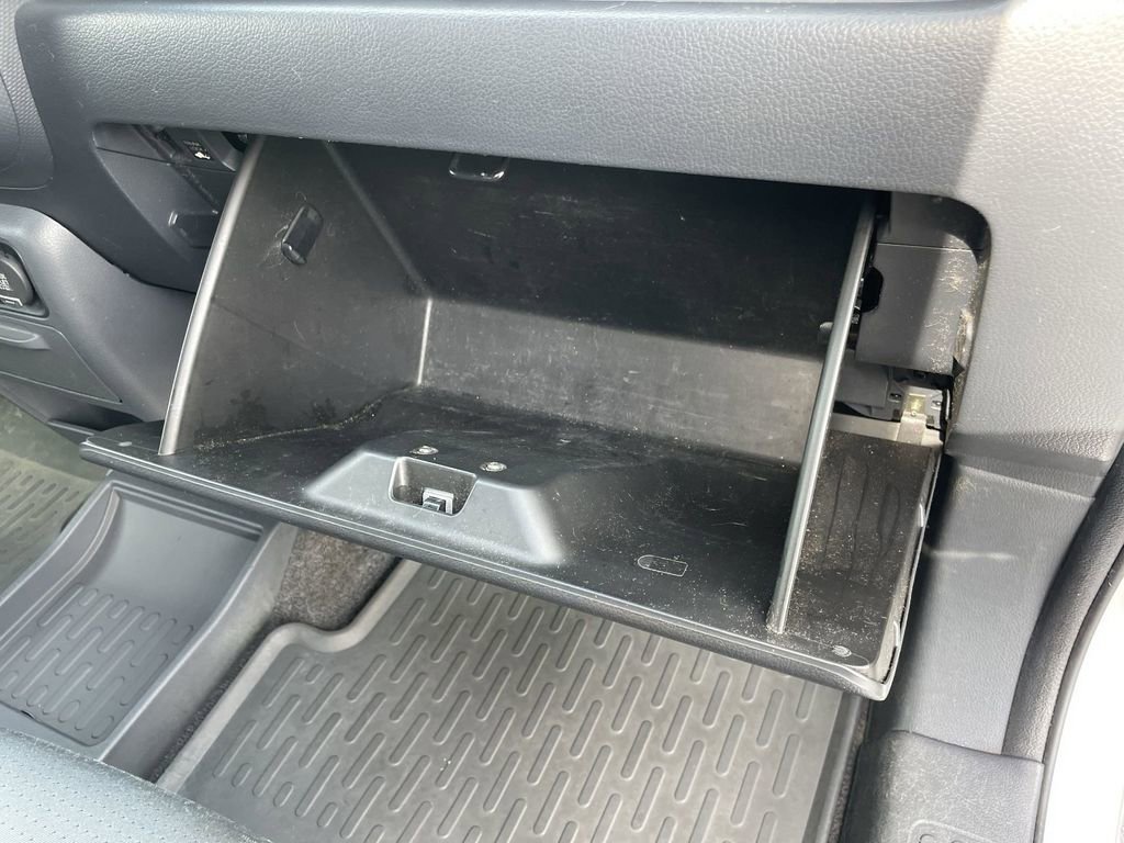 Used 2007 Honda Ridgeline RTX image 29