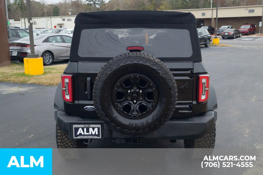 Used 2023 Ford Bronco Wildtrak image 6