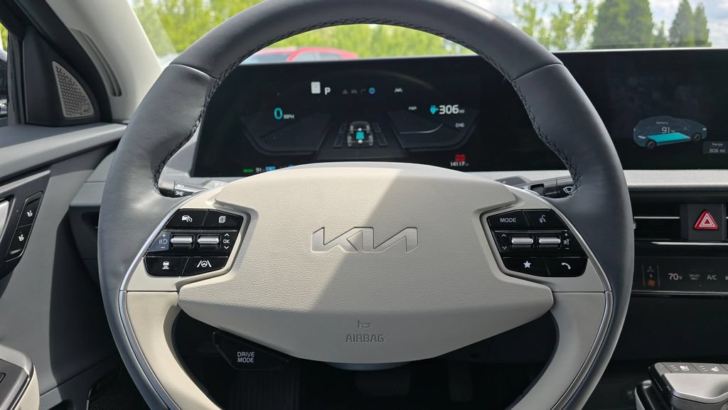 Certified 2024 Kia EV6 Wind AWD/4WD image 26