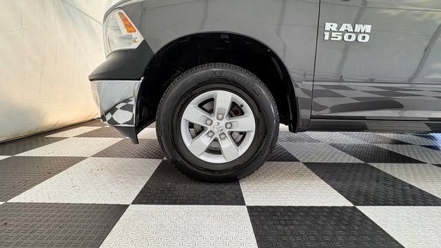Used 2017 RAM 1500 ST w/ SXT Appearance Group AWD/4WD image 9