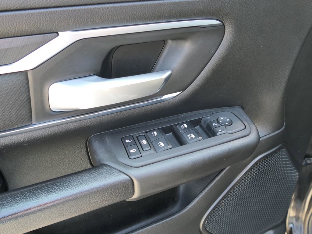 Used 2025 RAM 1500 Big Horn AWD/4WD image 14