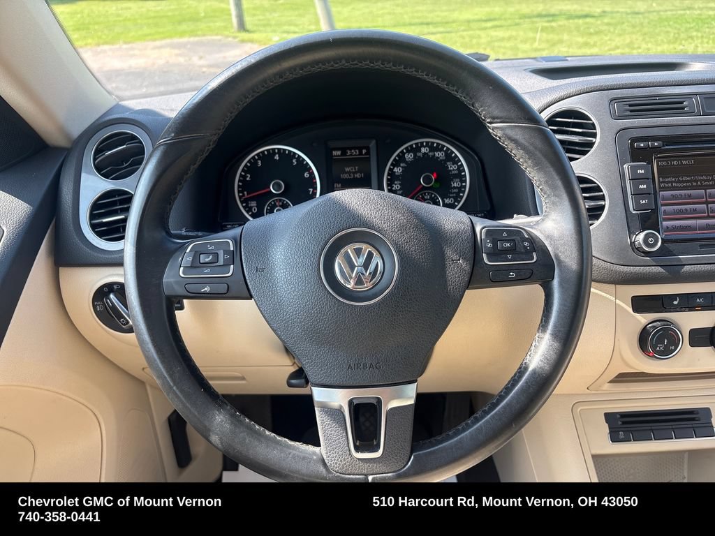 Used 2015 Volkswagen Tiguan SE AWD/4WD image 17