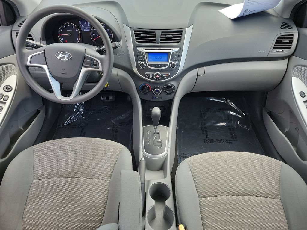 Used 2013 Hyundai Accent GS FWD image 11