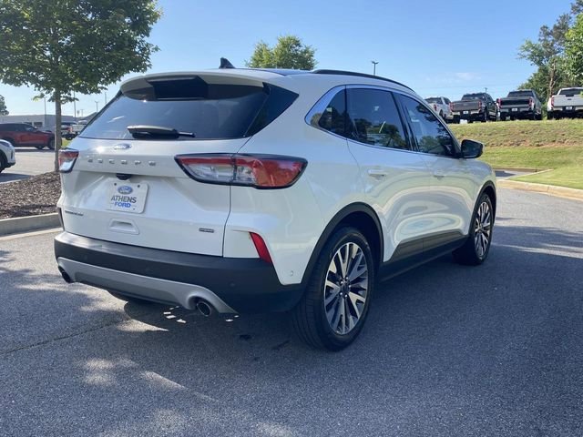 Certified 2020 Ford Escape Titanium FWD image 3