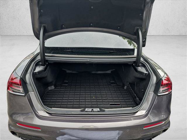 Used 2022 Maserati Quattroporte Trofeo RWD image 6