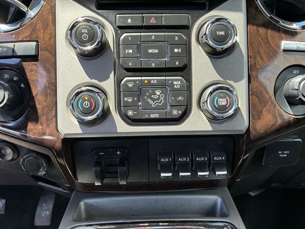 Used 2015 Ford F350 Lariat w/ Lariat Ultimate Package AWD/4WD image 22