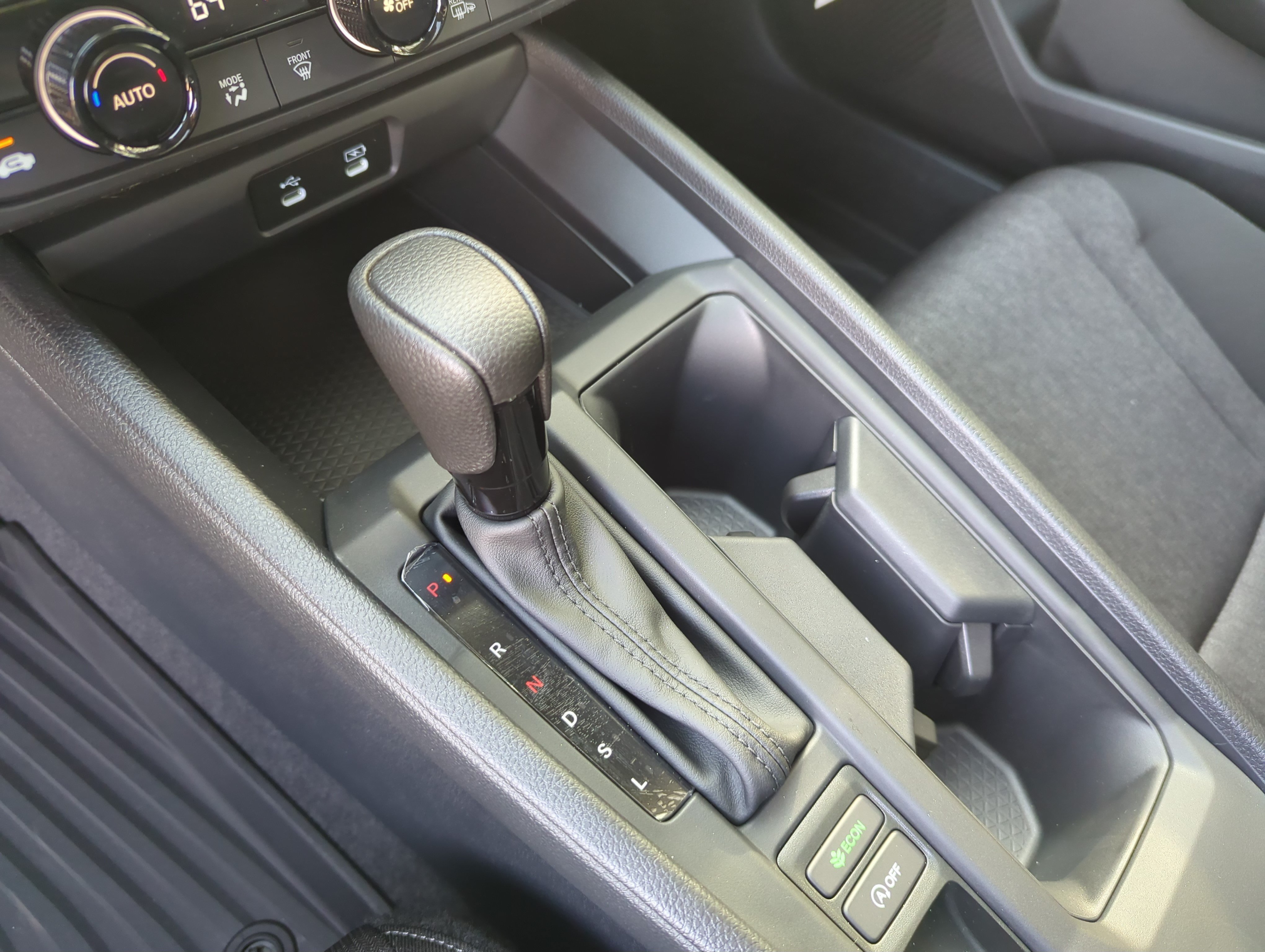 Certified 2025 Honda Accord SE image 27