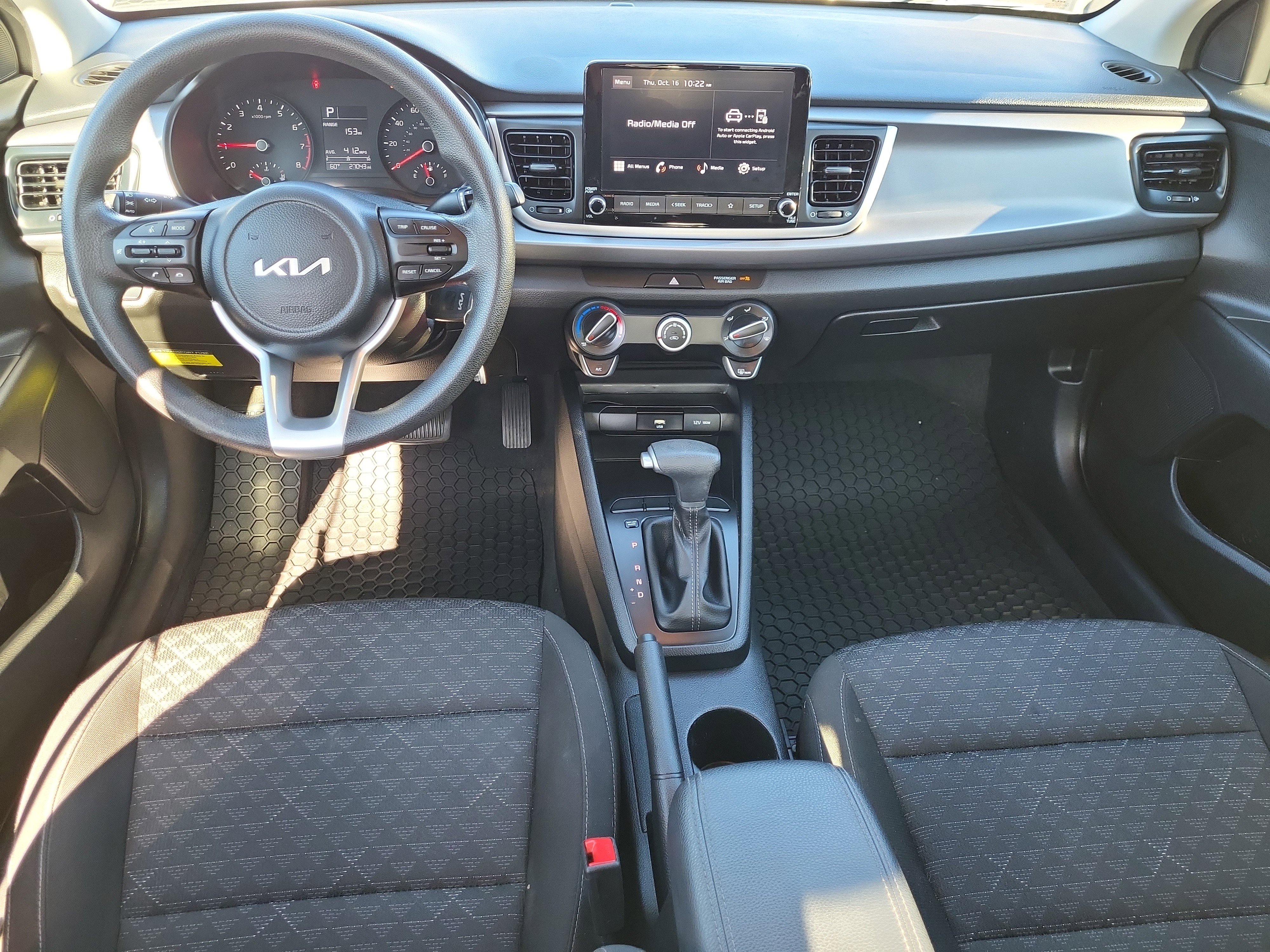 Used 2023 Kia Rio S image 9