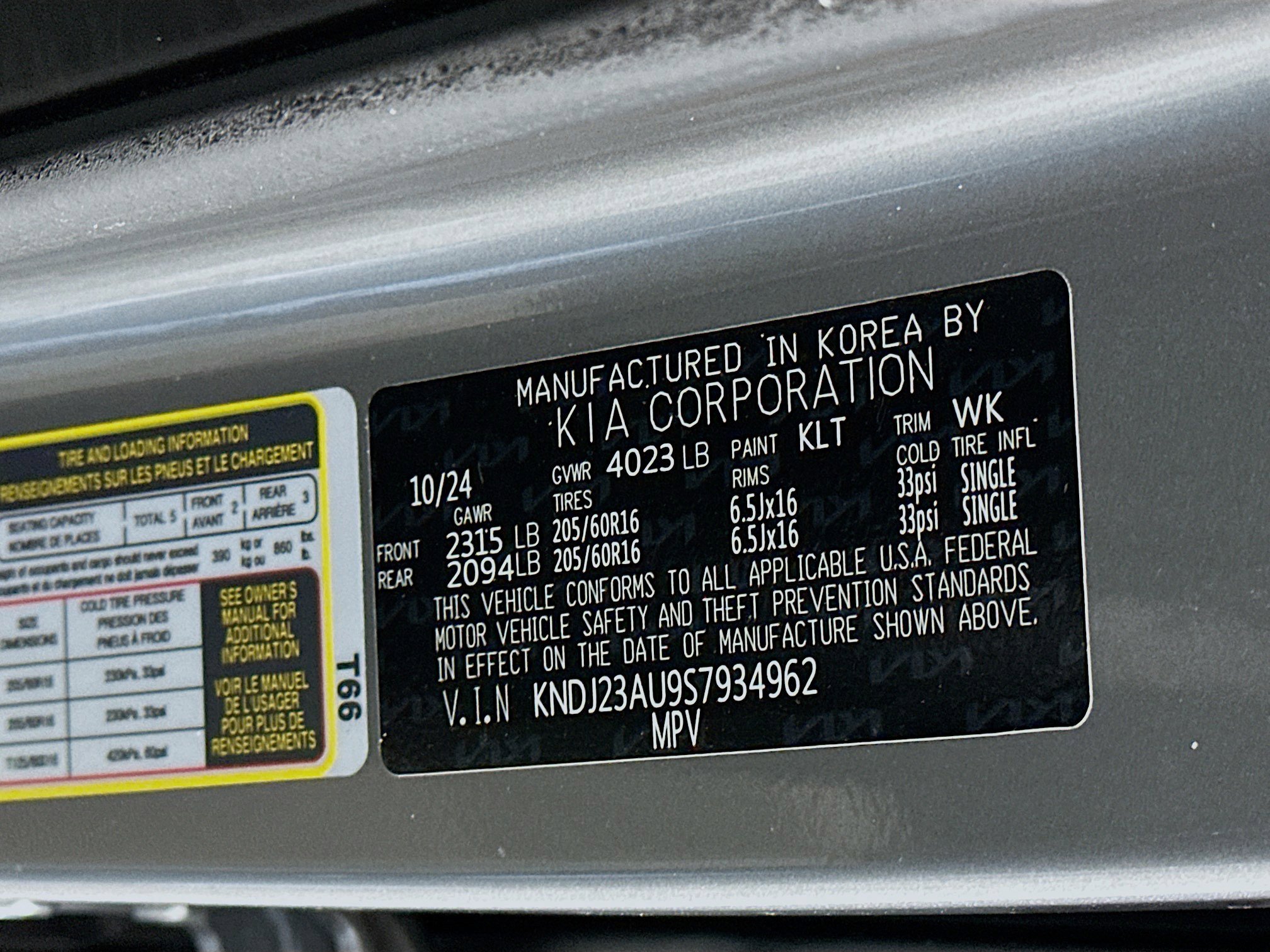 Used 2025 Kia Soul LX w/ LX Technology Package image 12